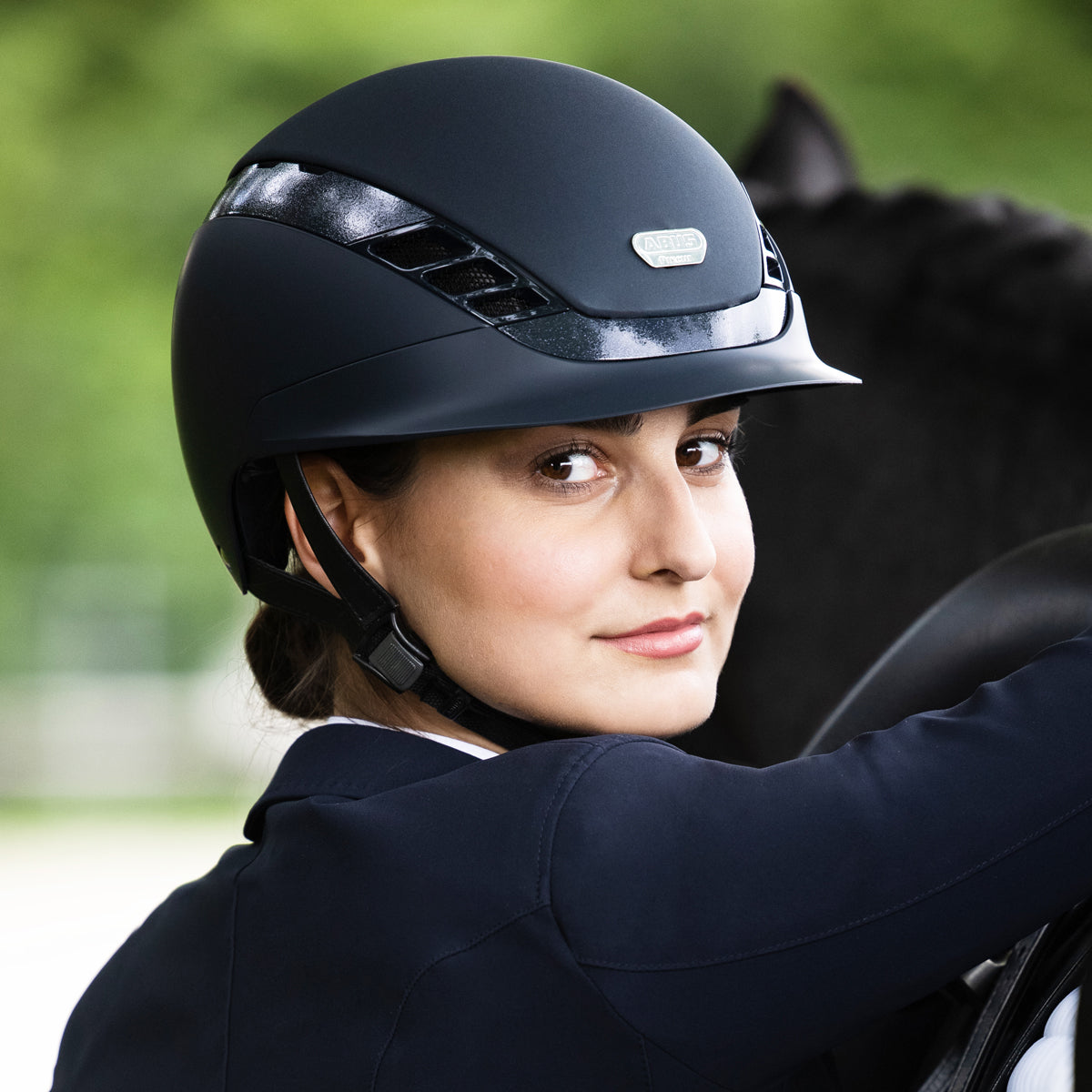 Casco Pikeur AirLuxe Supreme